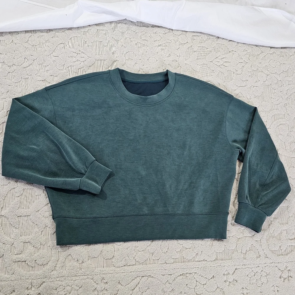 Lululemon Perfectly oversized Softstreme Crew - Picture 15 of 15